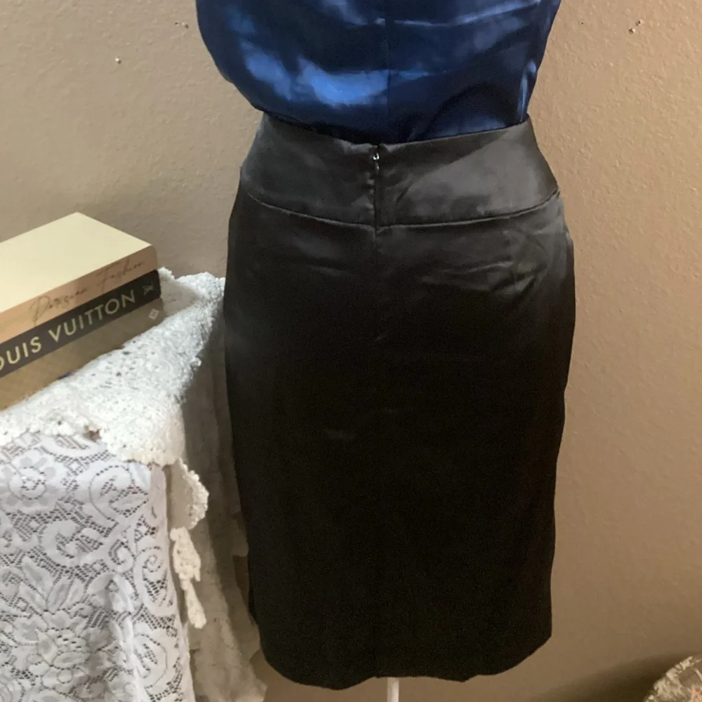 DALIA Collections RUFFLE BLACK SKIRT - Picture 5 of 10